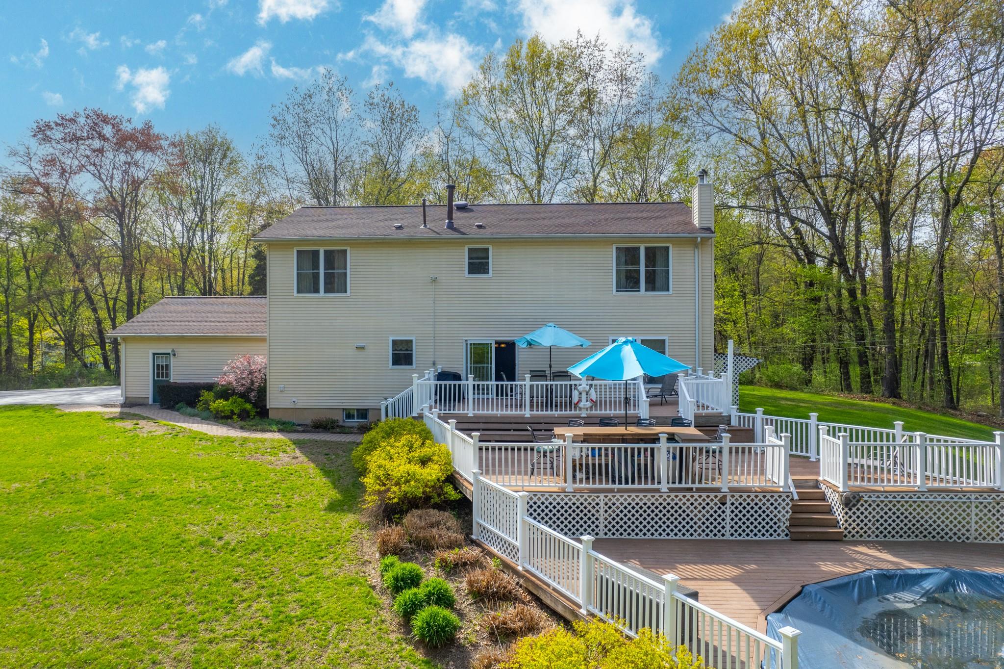 319 Garrison Woods Lane, Wallkill, New York image 5