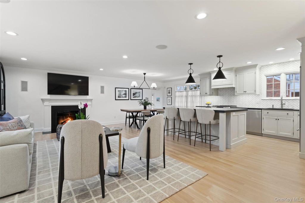 Photo of 1 Bryson Street, Larchmont, NY 10538 (MLS # 957585)