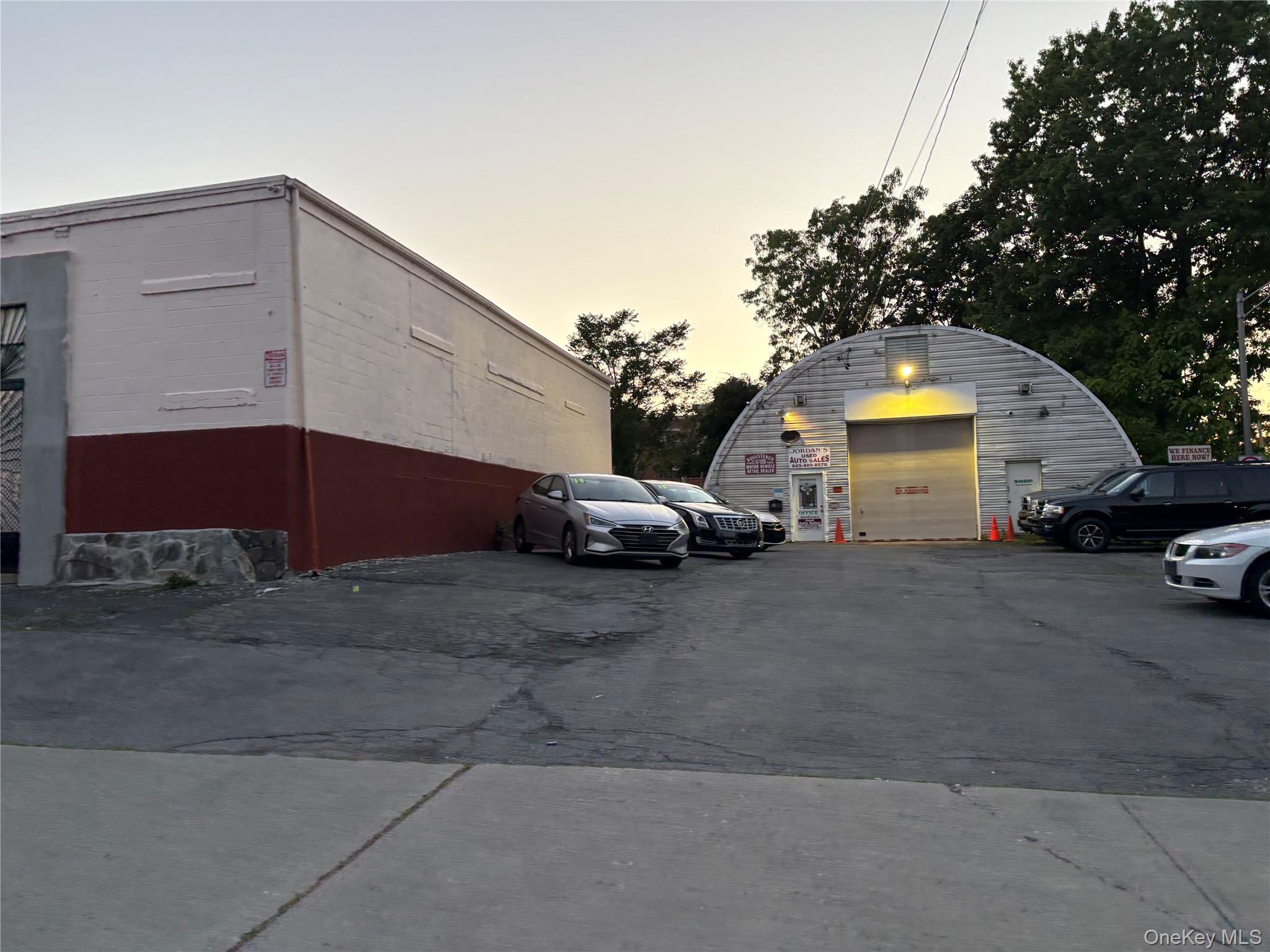 15 N White Street