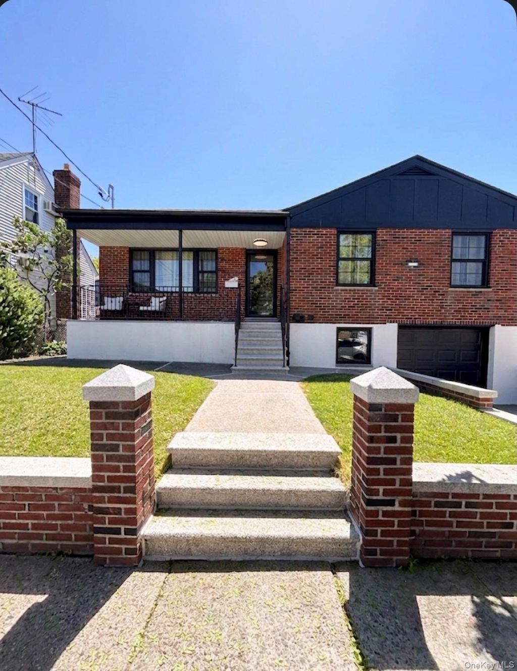 Photo of 3266 Lucerne Street, Bronx, NY 10465 (MLS # 996932)