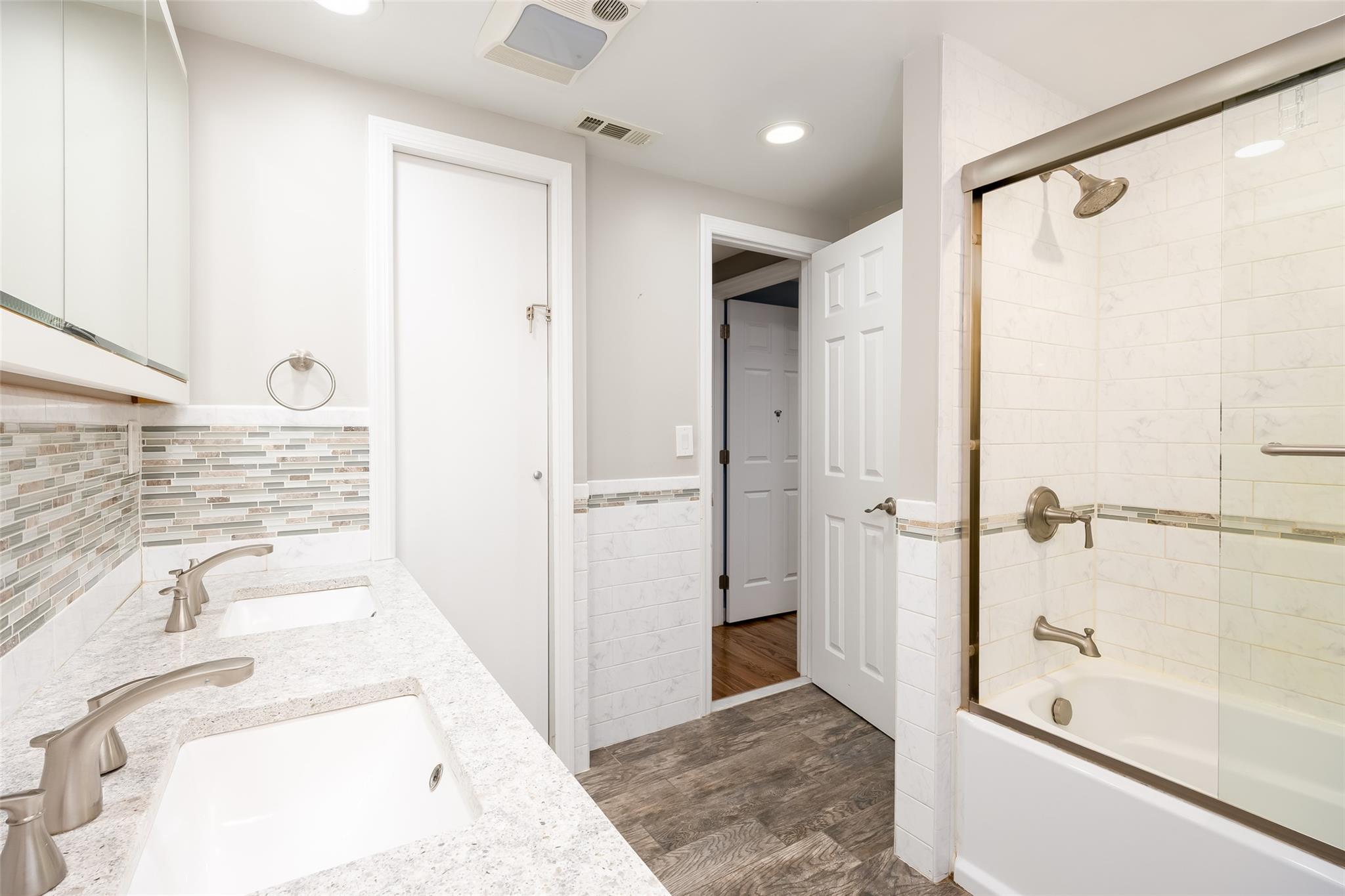 89 Cameron Avenue, Merrick, New York image 33