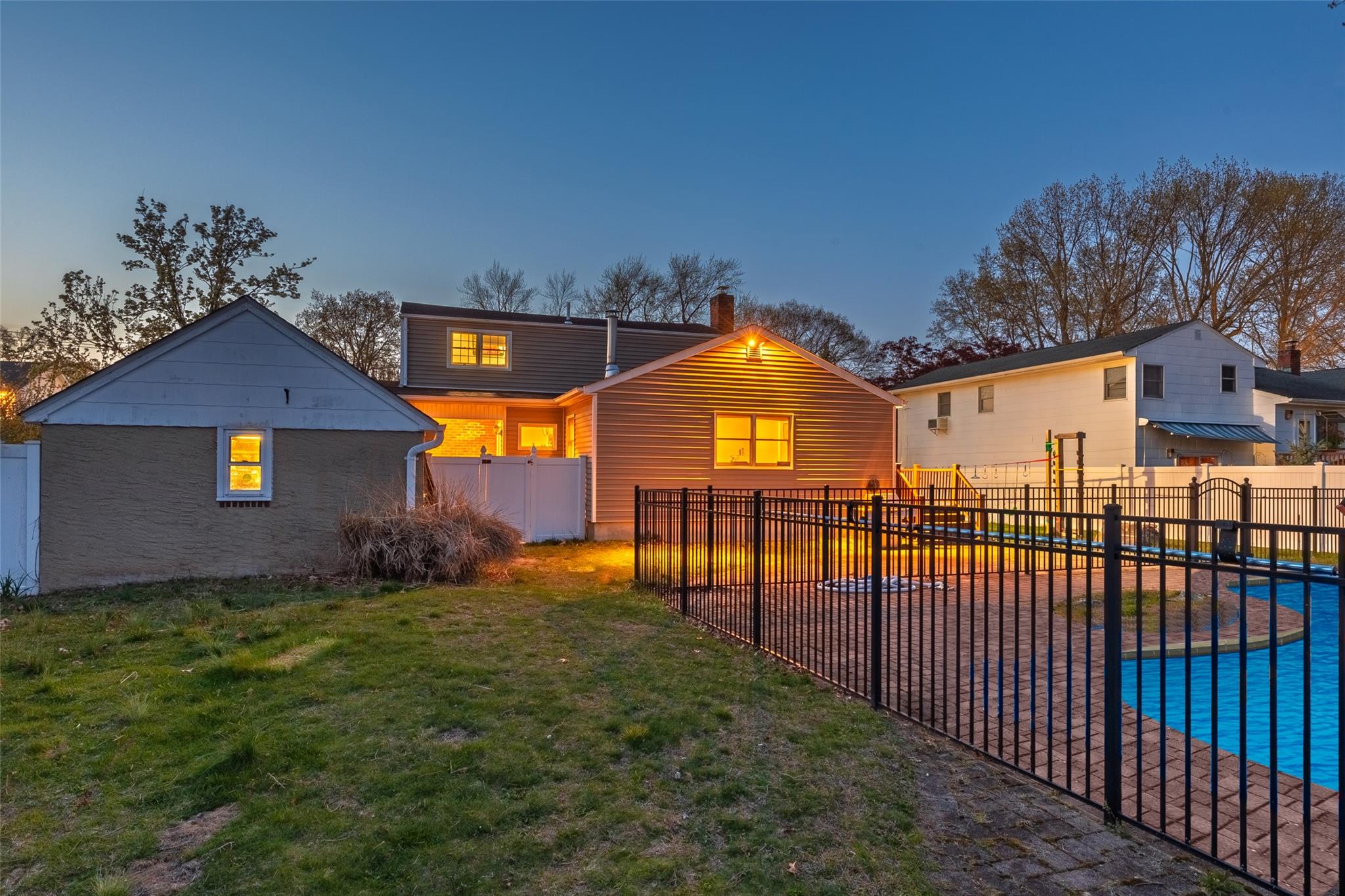 89 Cameron Avenue, Merrick, New York image 5