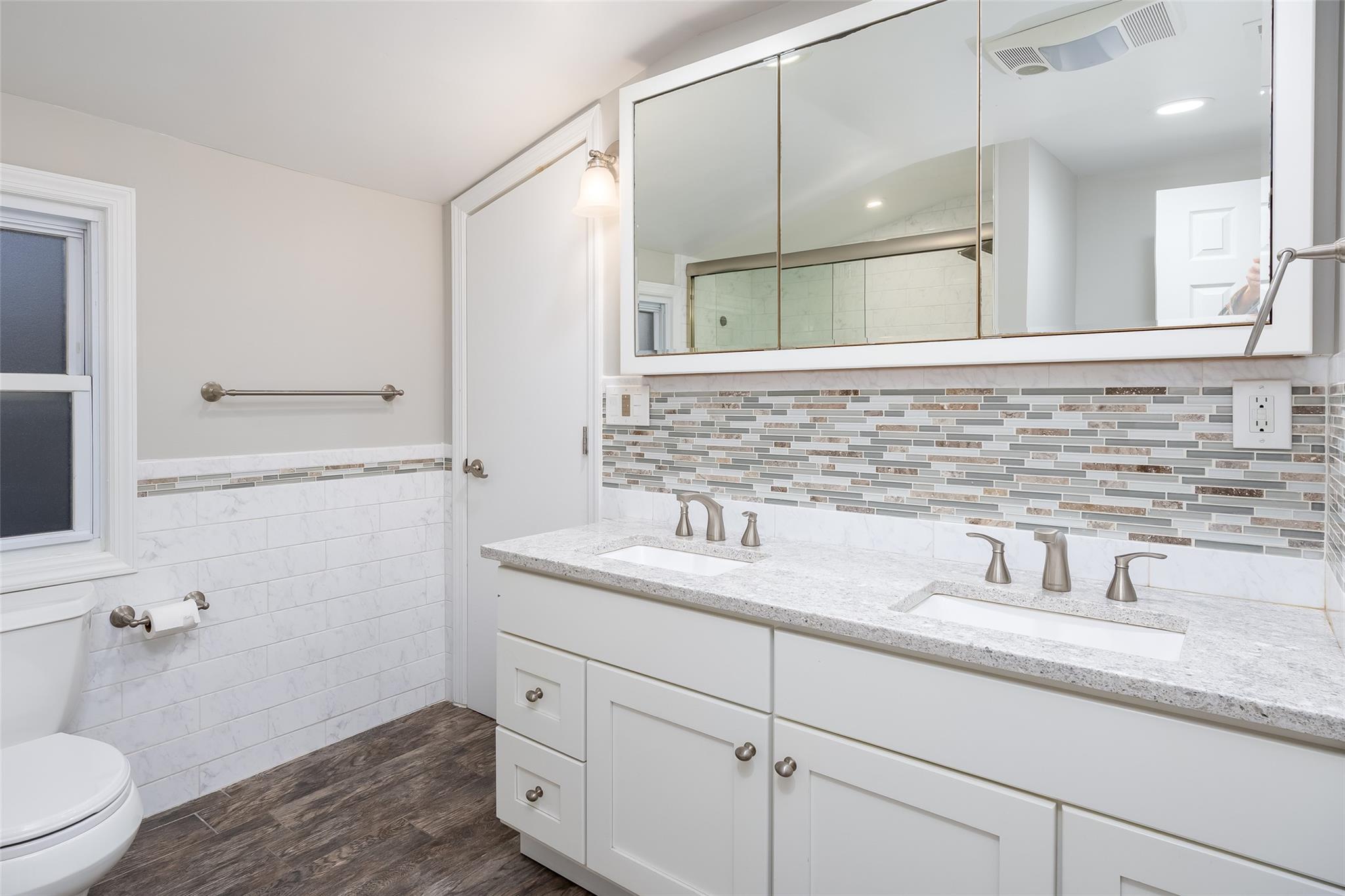89 Cameron Avenue, Merrick, New York image 32