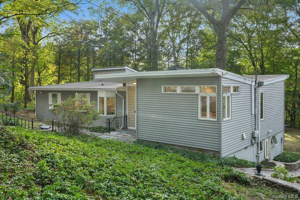 Photo of 69 Woodland Road, Mahopac, NY 10541 (MLS # 921361)
