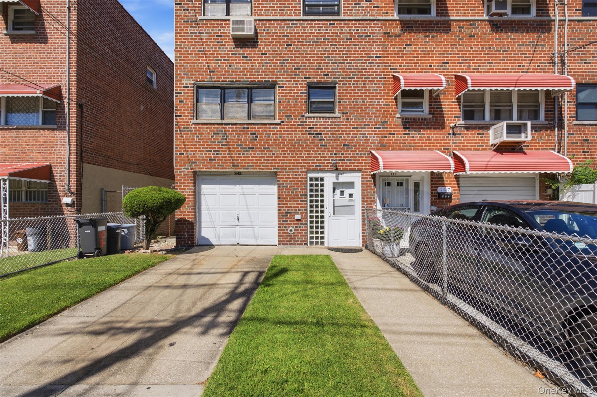 445 Olmstead Avenue - Photo 2