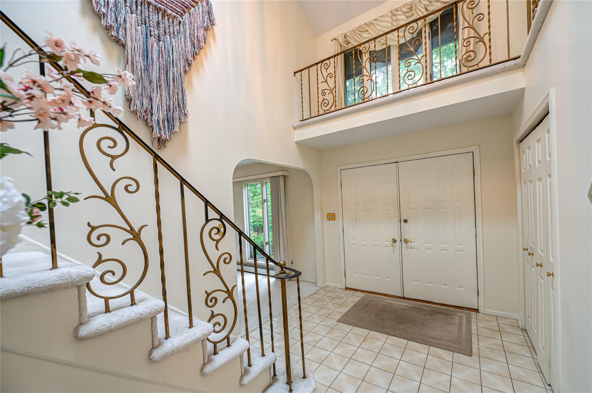 4 Candlelight Court