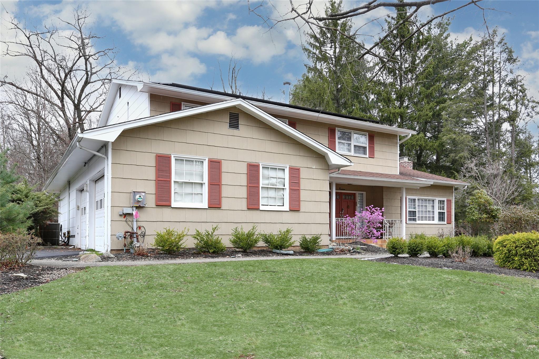 19 Wits, Spring Valley, New York image 3