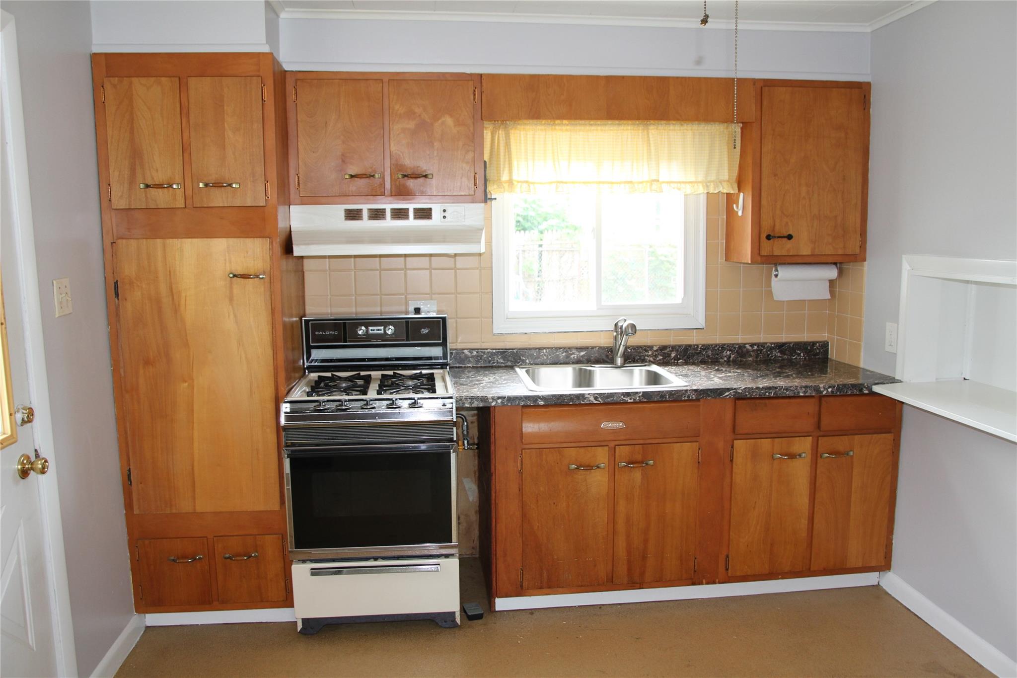 73 Barcelow Street, Port Jervis, New York image 7