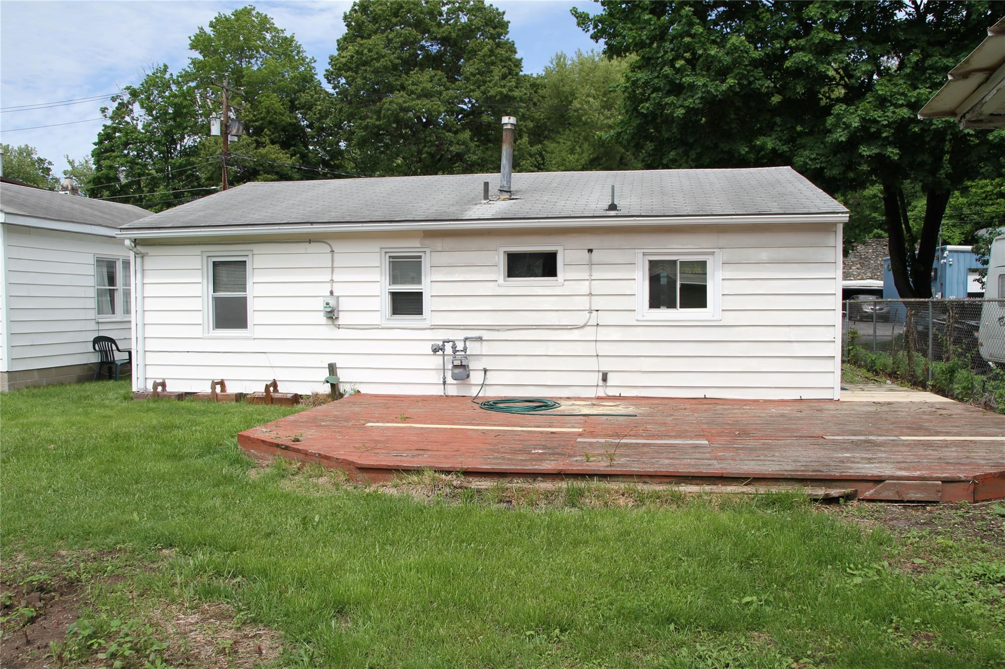 73 Barcelow Street, Port Jervis, New York image 16