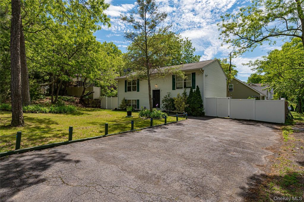Photo of 34 Roberts Street, Mastic, NY 11950 (MLS # 1007014)