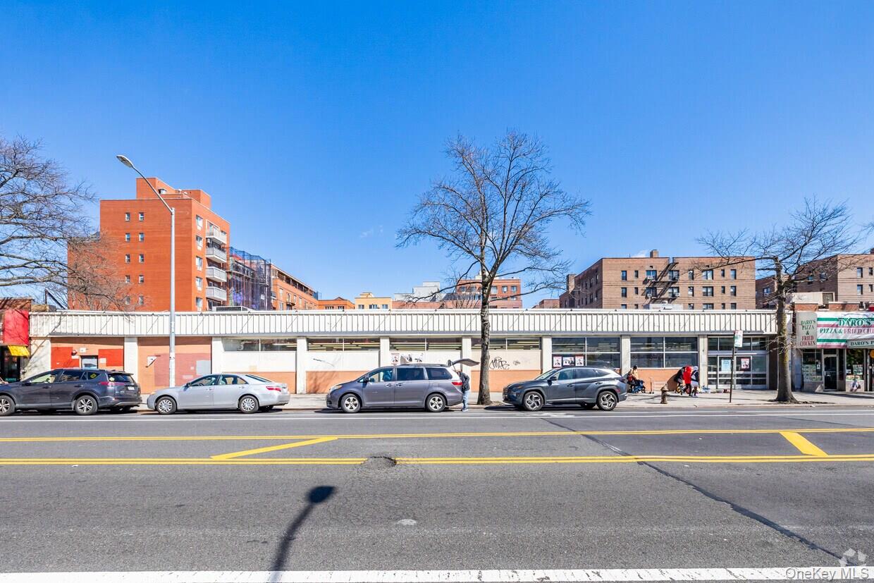44-15 Kissena Blvd