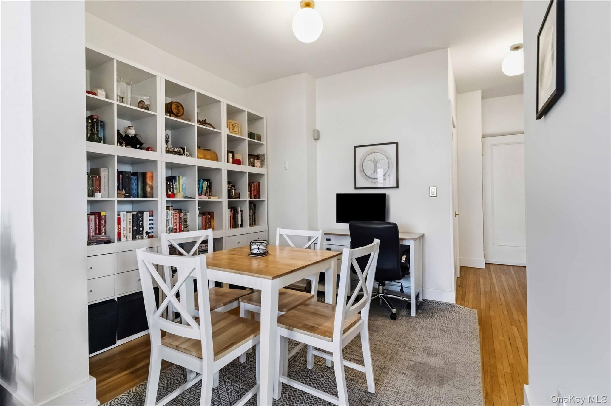 86-10 34th Avenue 522