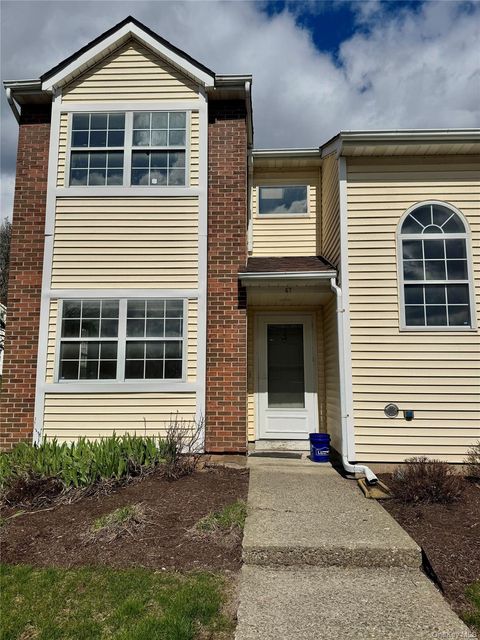 Condo For Sale - 47 Brick Pond Road<br/> Middletown, NY 10940