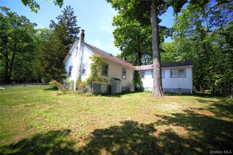 Photo of 3 Jefferson Street, Highland Mills, NY 10930 (MLS # 1002174)