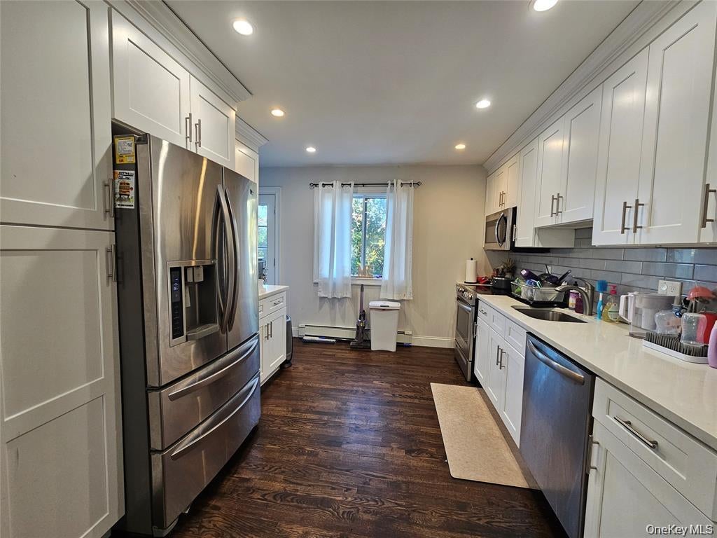 228 Hudson Avenue