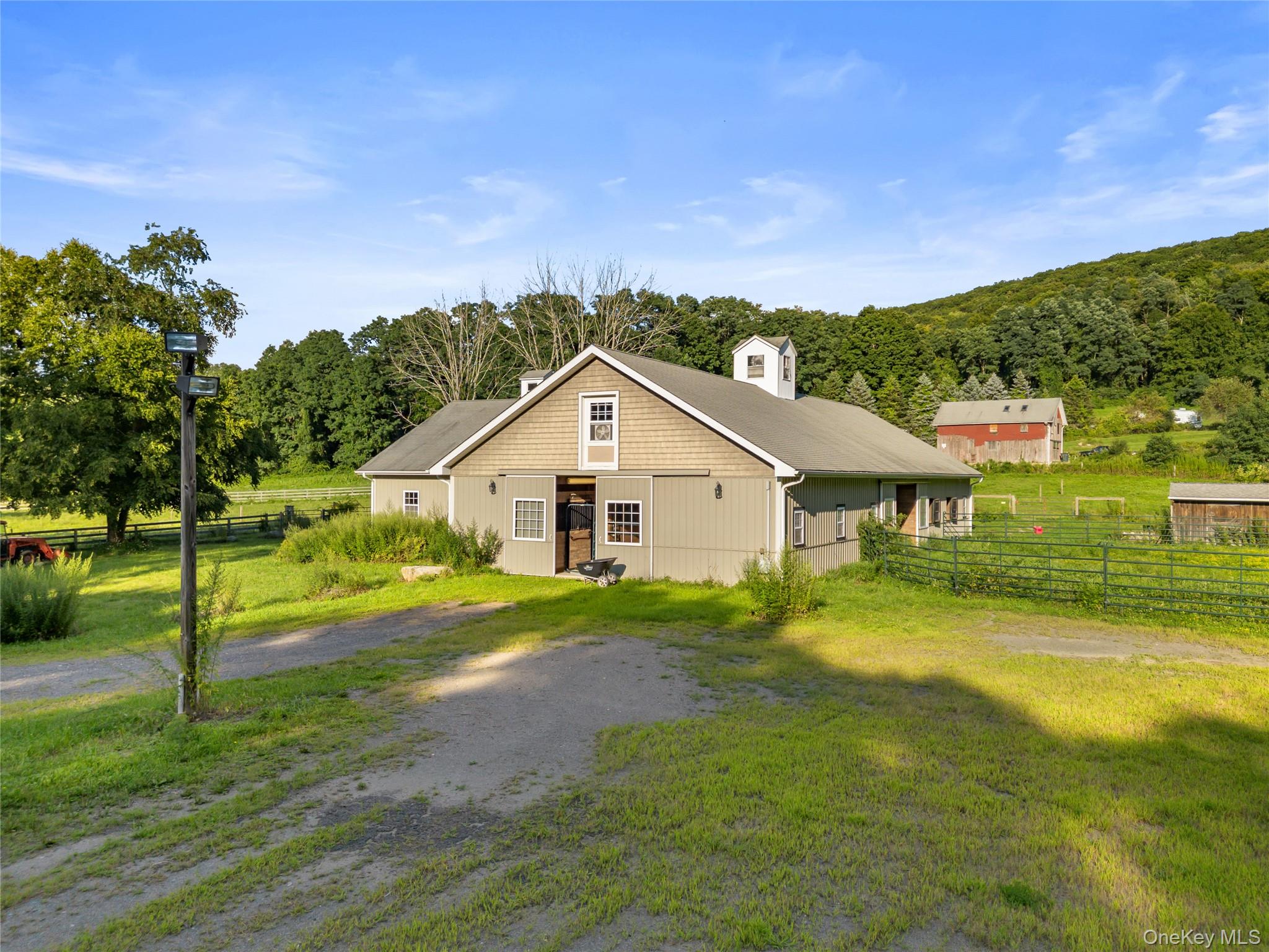 42-45 Blackstone Ridge