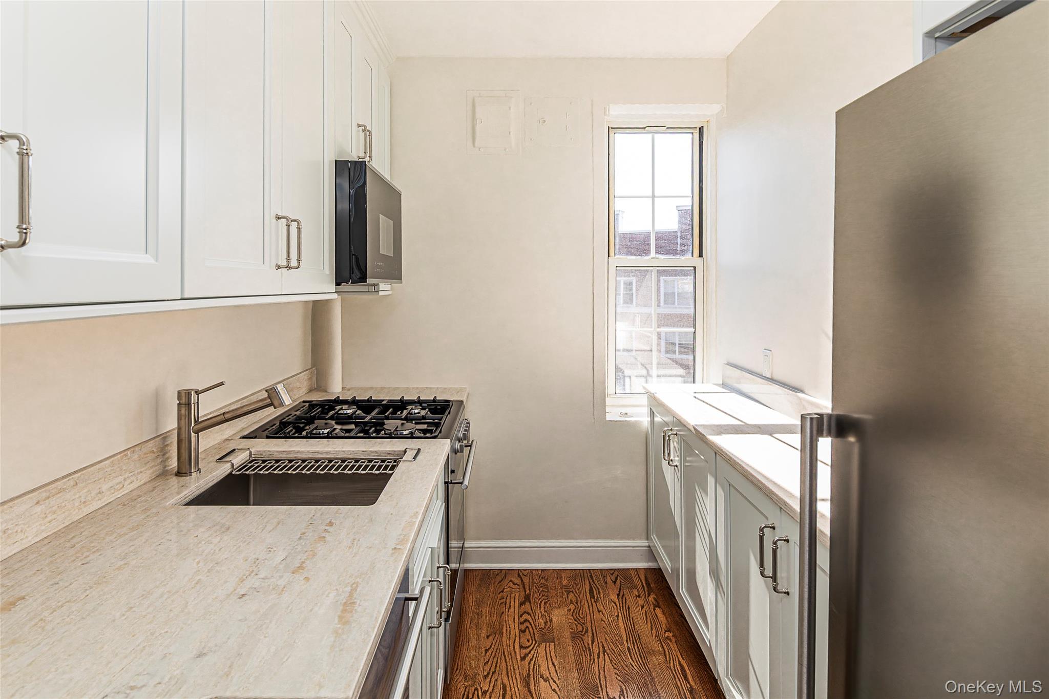 6 Midland Gardens 4B