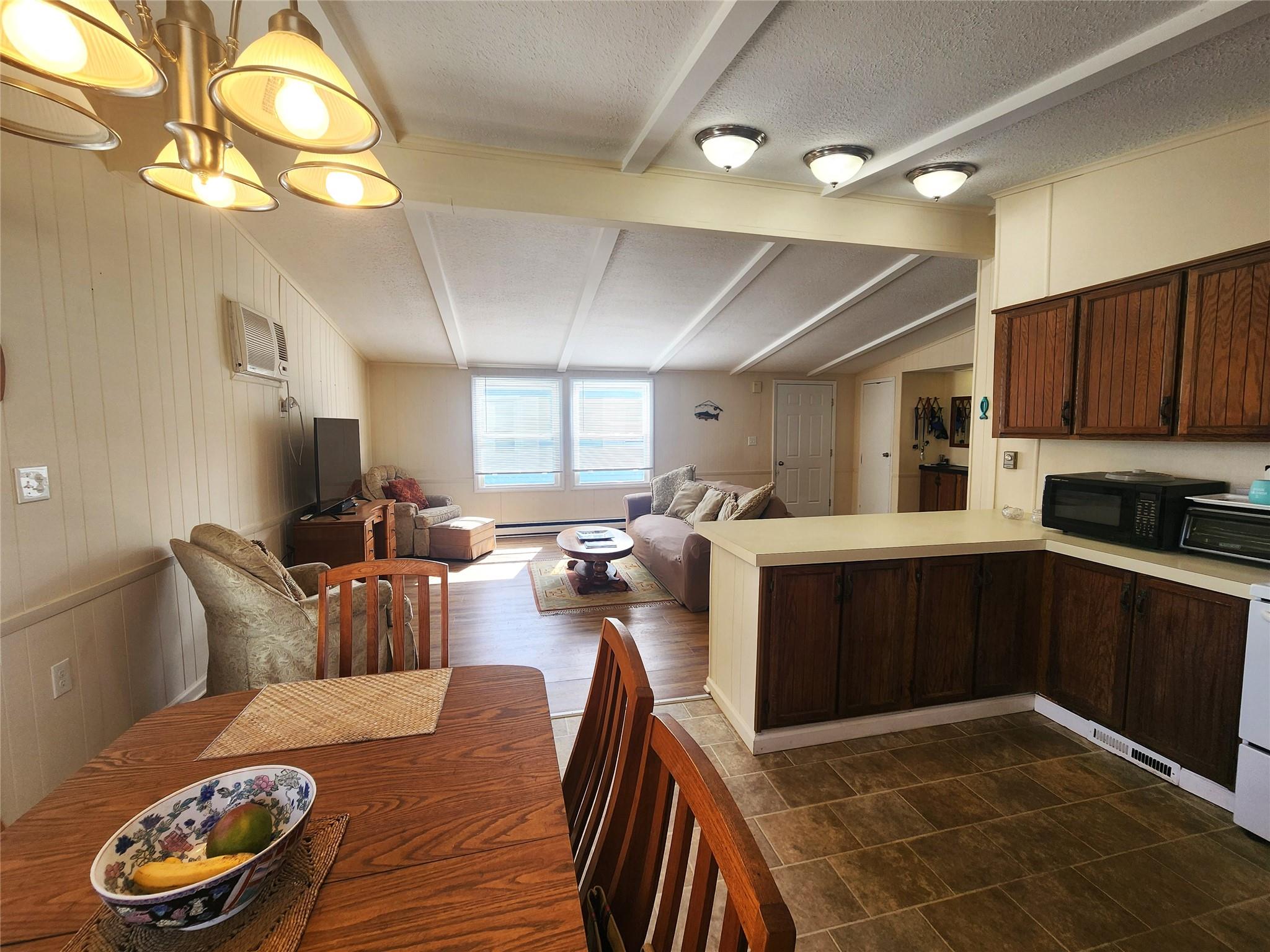110 Village Circle, Manorville, New York image 10