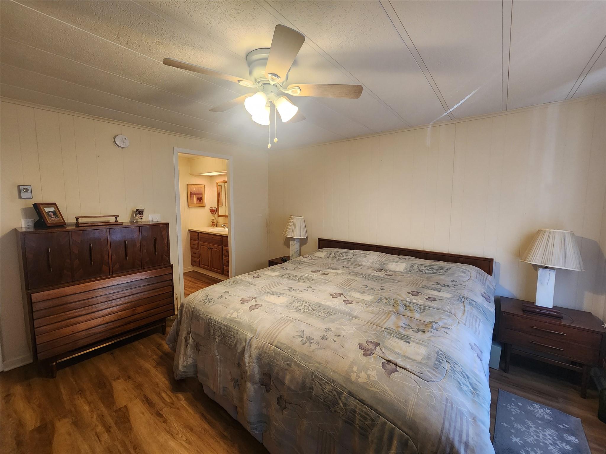 110 Village Circle, Manorville, New York image 18