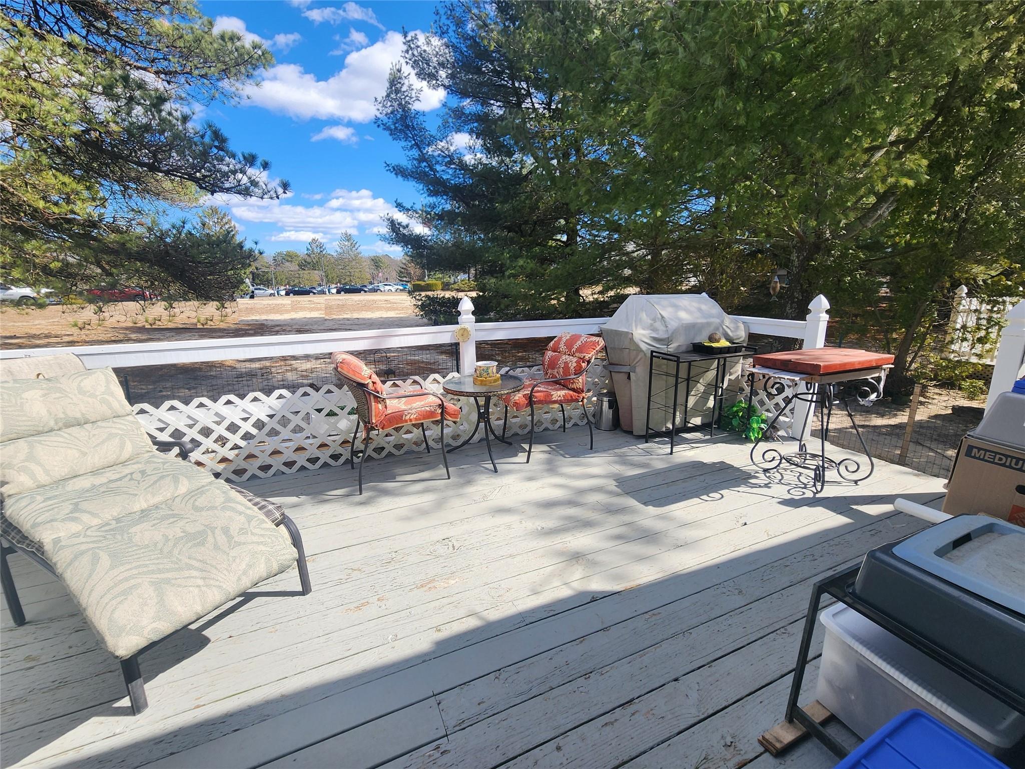 110 Village Circle, Manorville, New York image 23