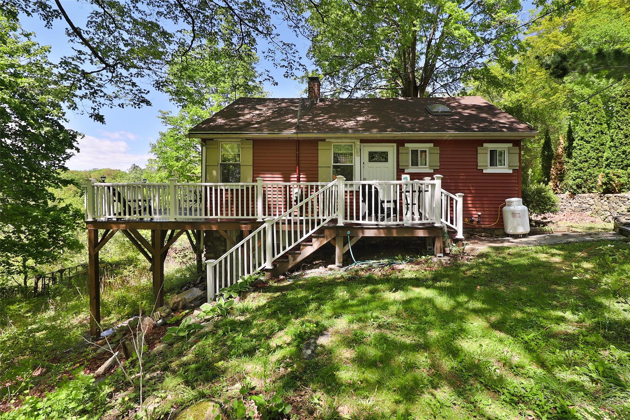 95 Montrose Drive, Carmel, New York image 3