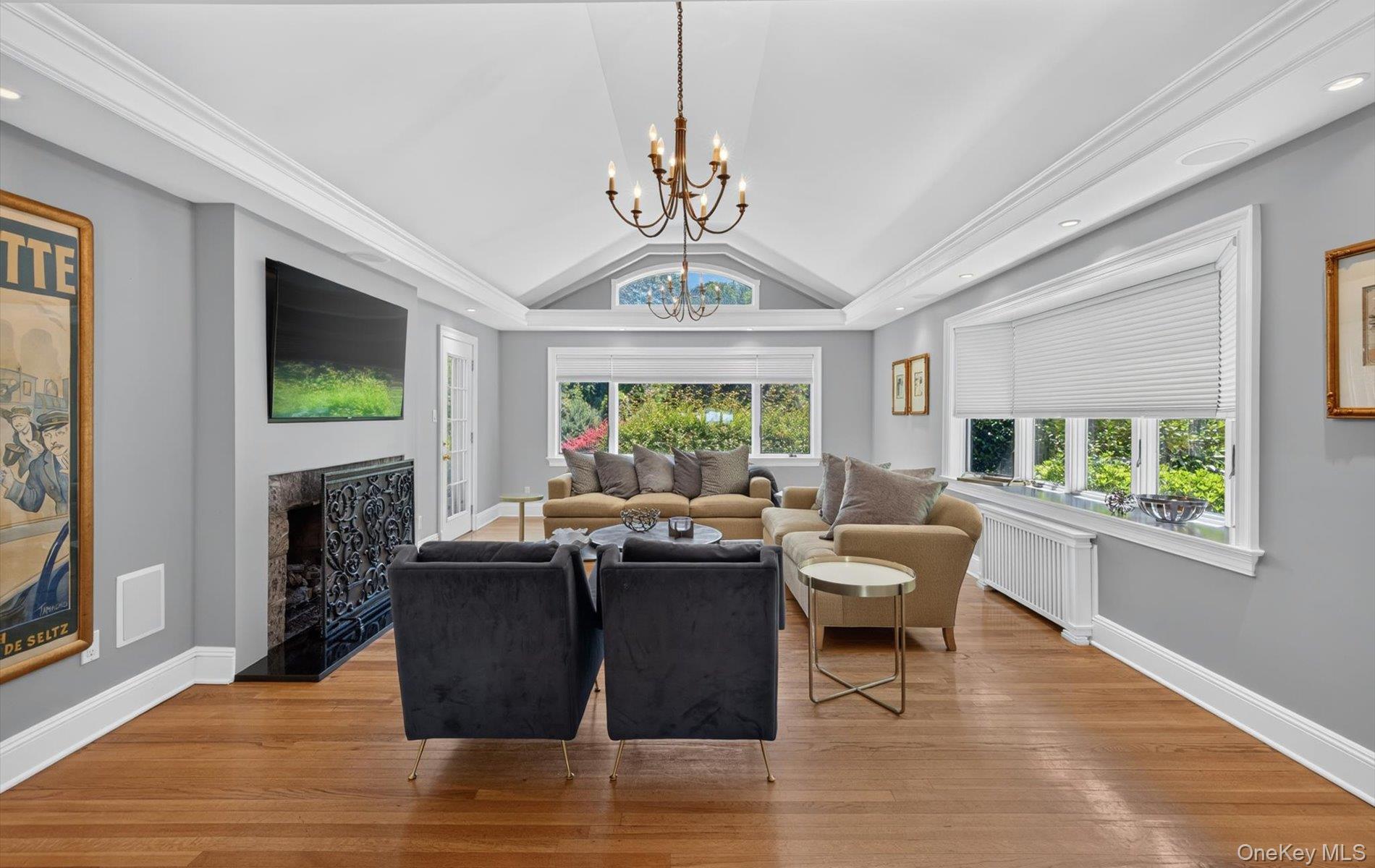 81 Lawrence Hill Road