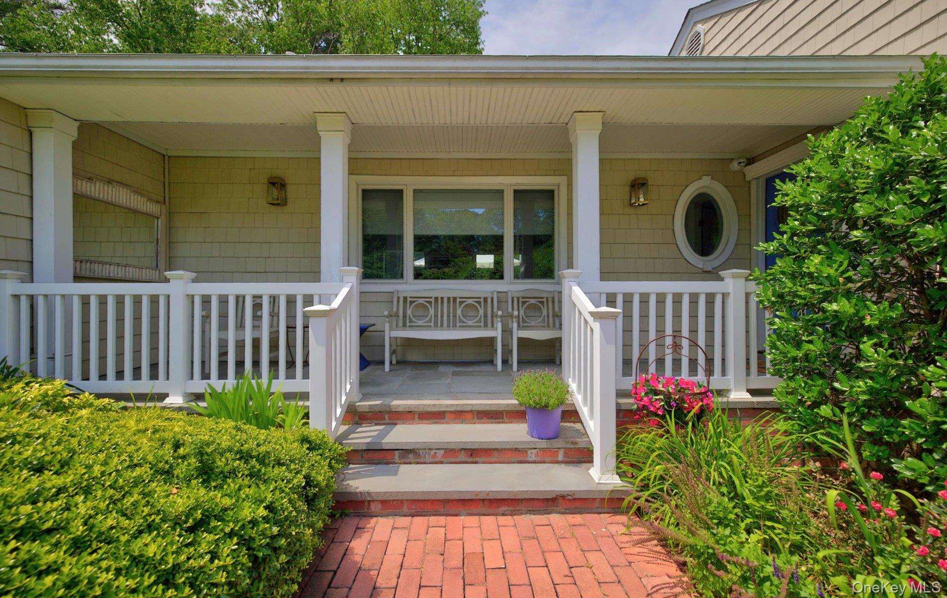 81 Lawrence Hill Road