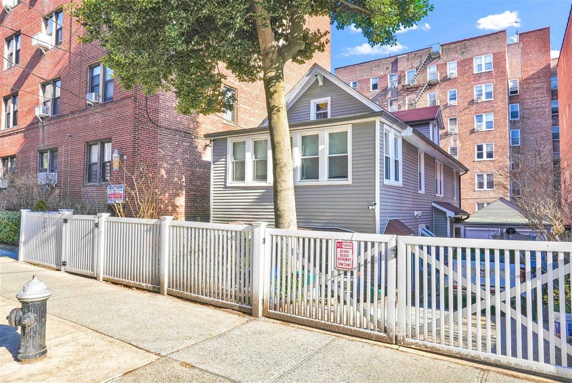 65-71 N Booth Street, Rego Park, New York image 19