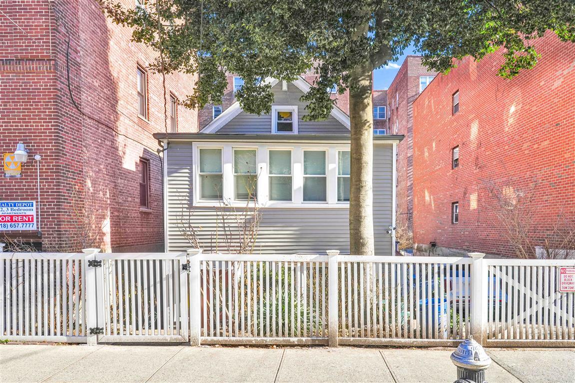 65-71 N Booth Street, Rego Park, New York image 17