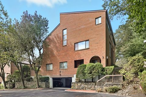 Homes For Sale - 150 Bedford Road #12A<br/> Chappaqua, NY 10514