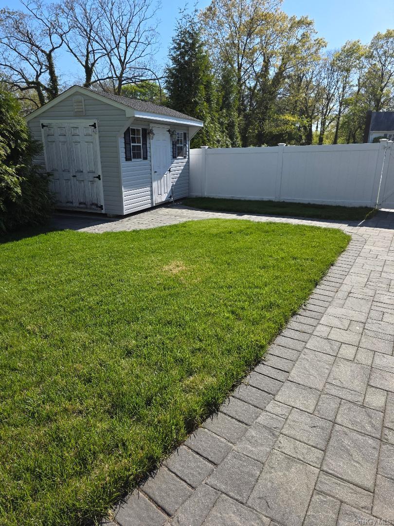 871 Pineneck Road