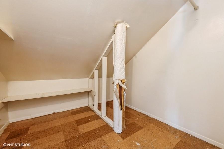 79 Greenbelt Lane, Levittown, New York image 14