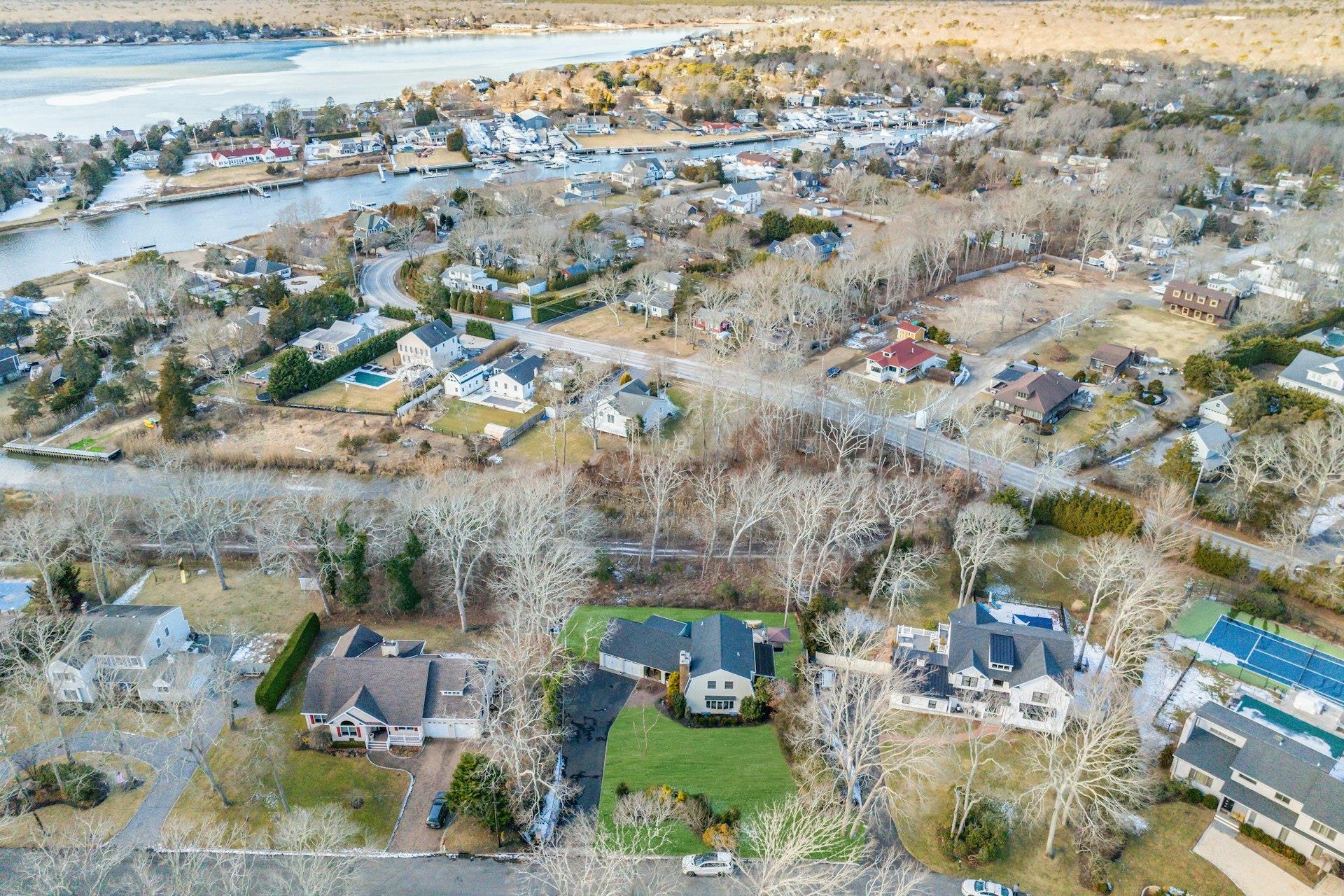 11 Harbor Road, Hampton Bays, New York image 40