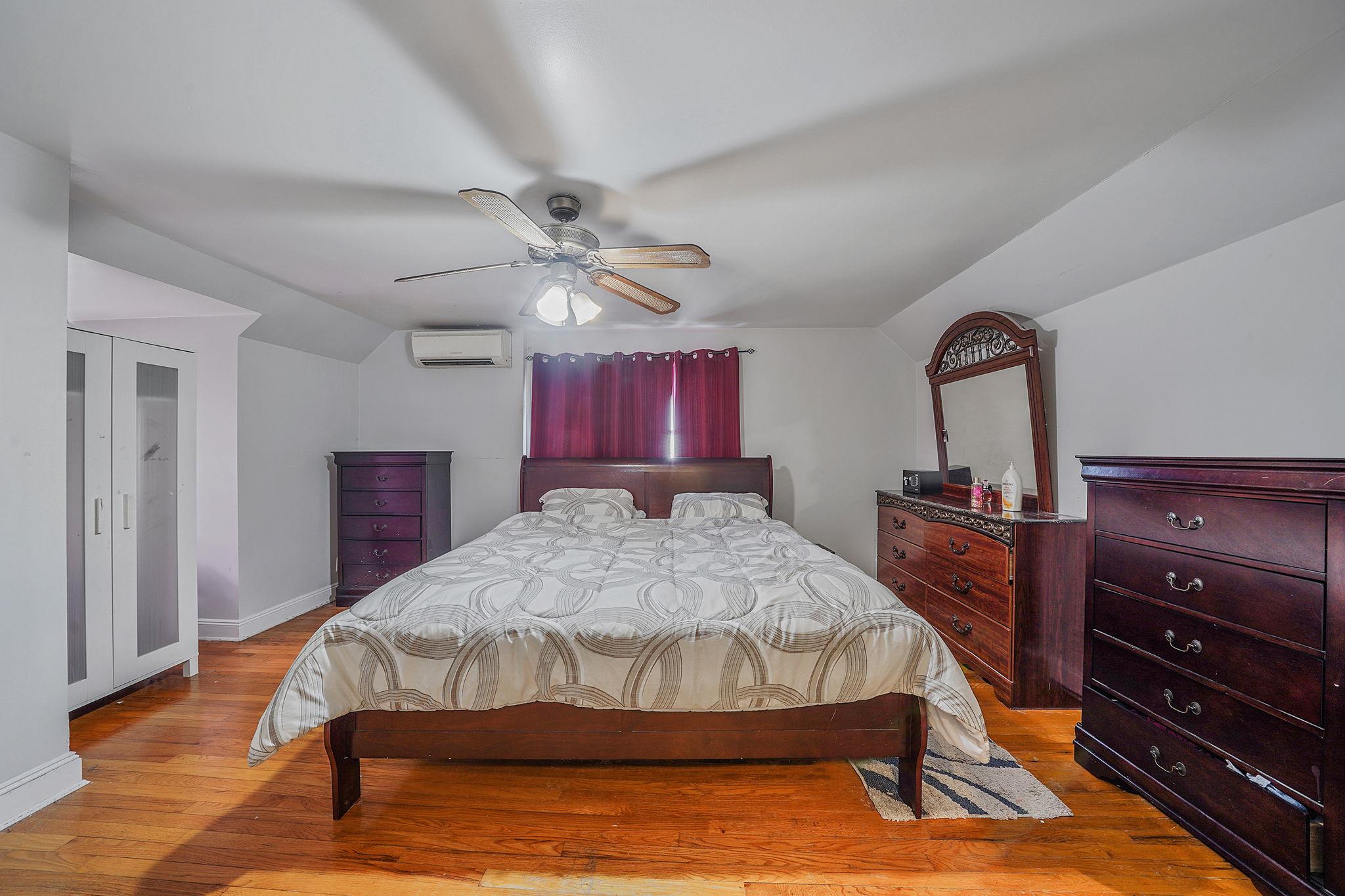 695 Koelbel Court, Baldwin, New York image 28