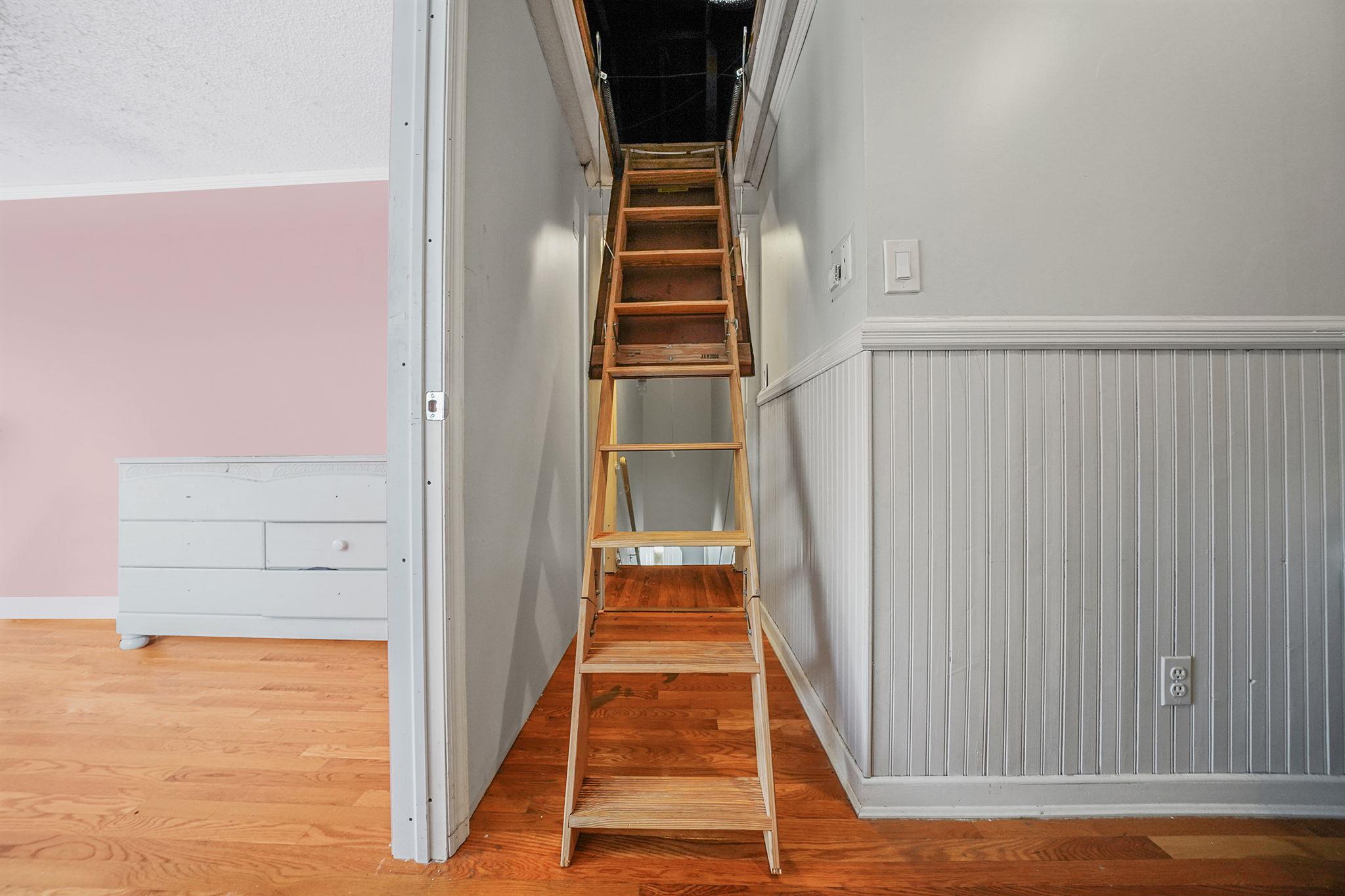 695 Koelbel Court, Baldwin, New York image 34