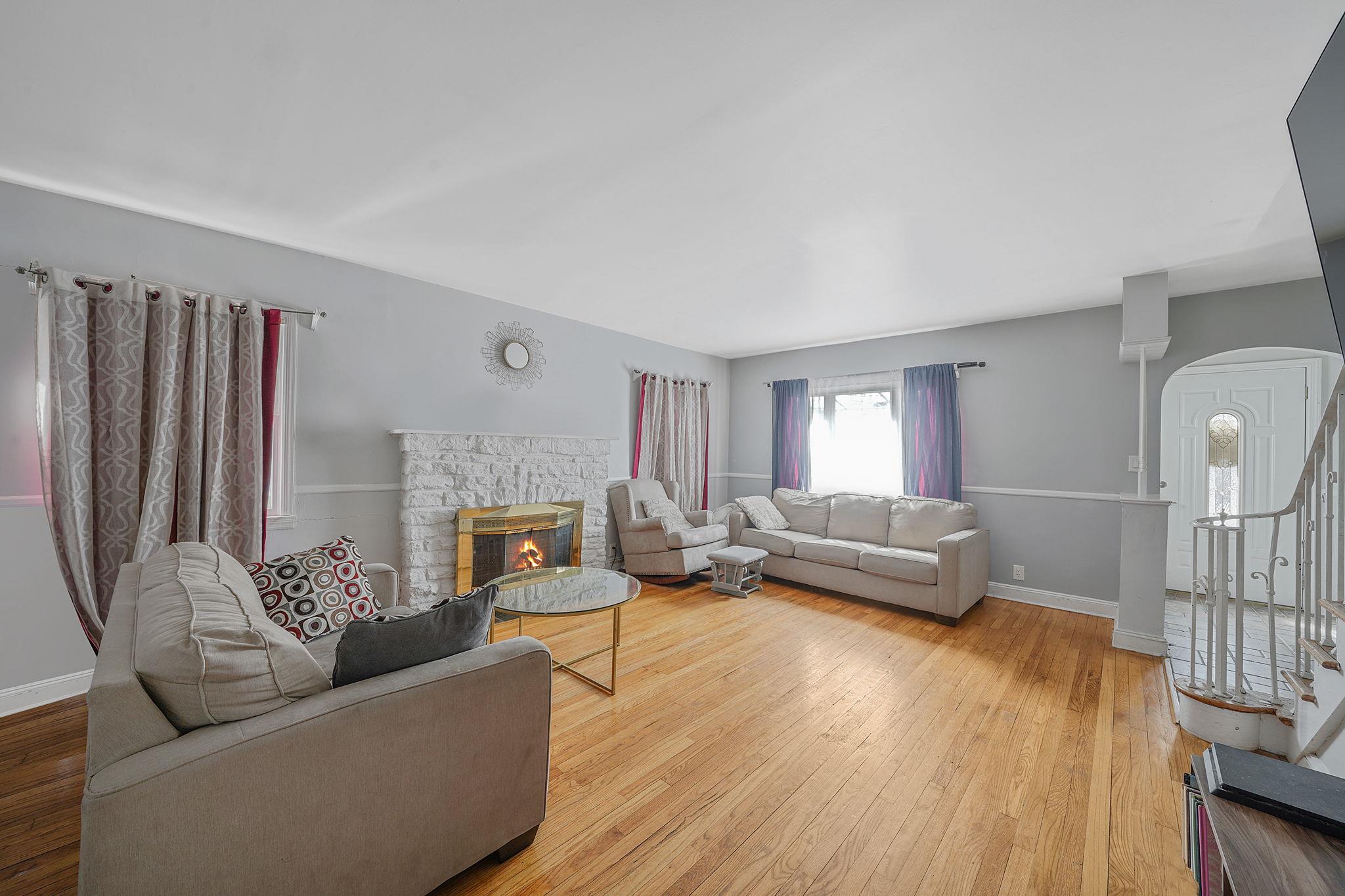 695 Koelbel Court, Baldwin, New York image 12