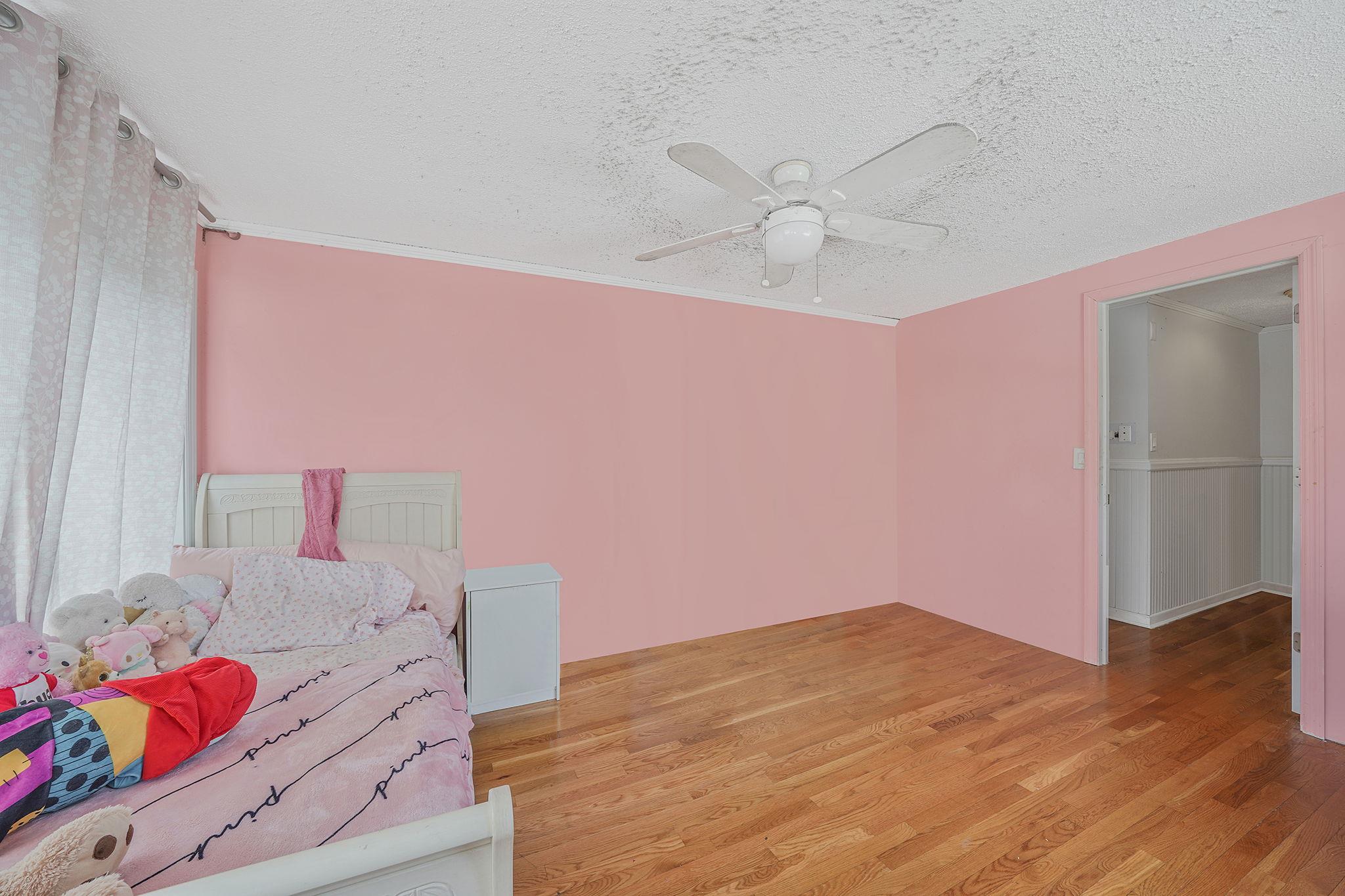 695 Koelbel Court, Baldwin, New York image 30