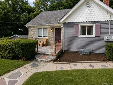 Apartment For Rent - 30 Lakeview Terrace<br/> Putnam County, Mahopac, NY 10541