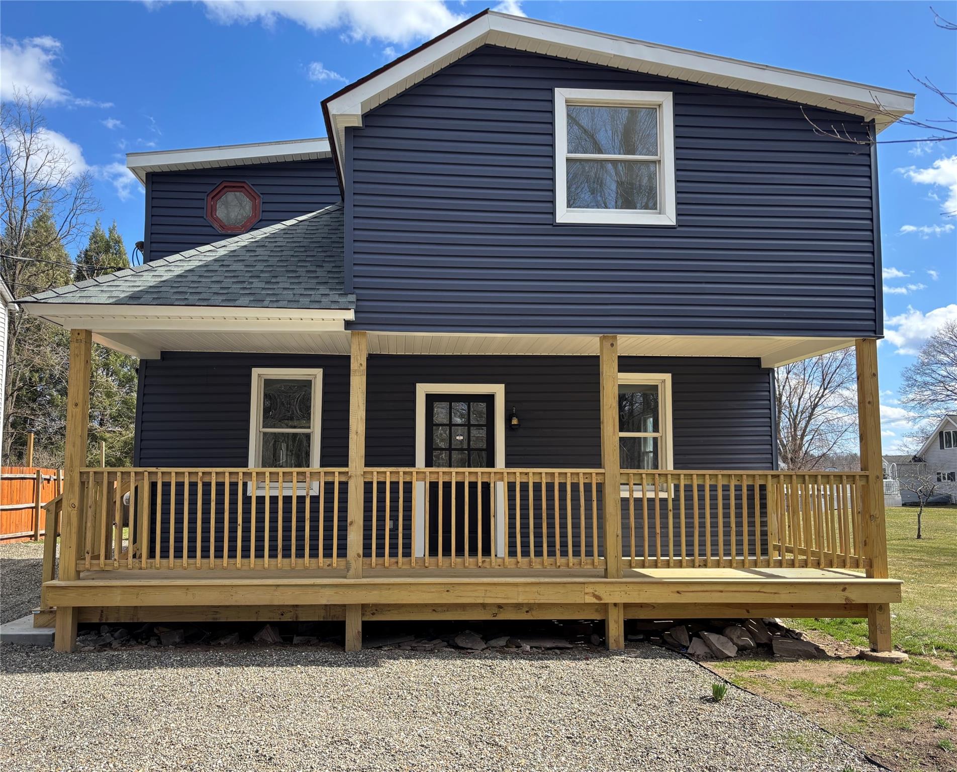 Hurley Mountain Road, Kingston, New York - 3 Bedrooms  
2 Bathrooms  
8 Rooms - 