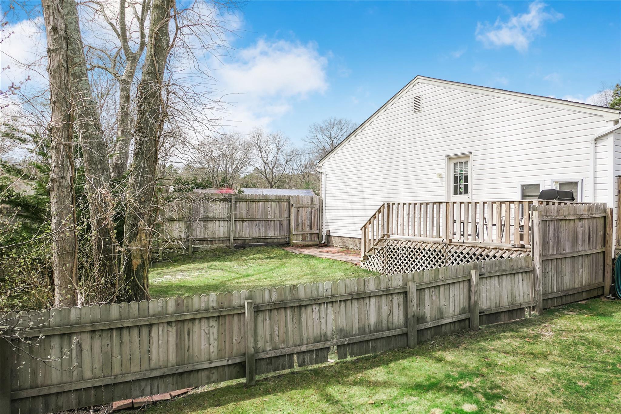 9 W Woodside Court, Patchogue, New York image 23