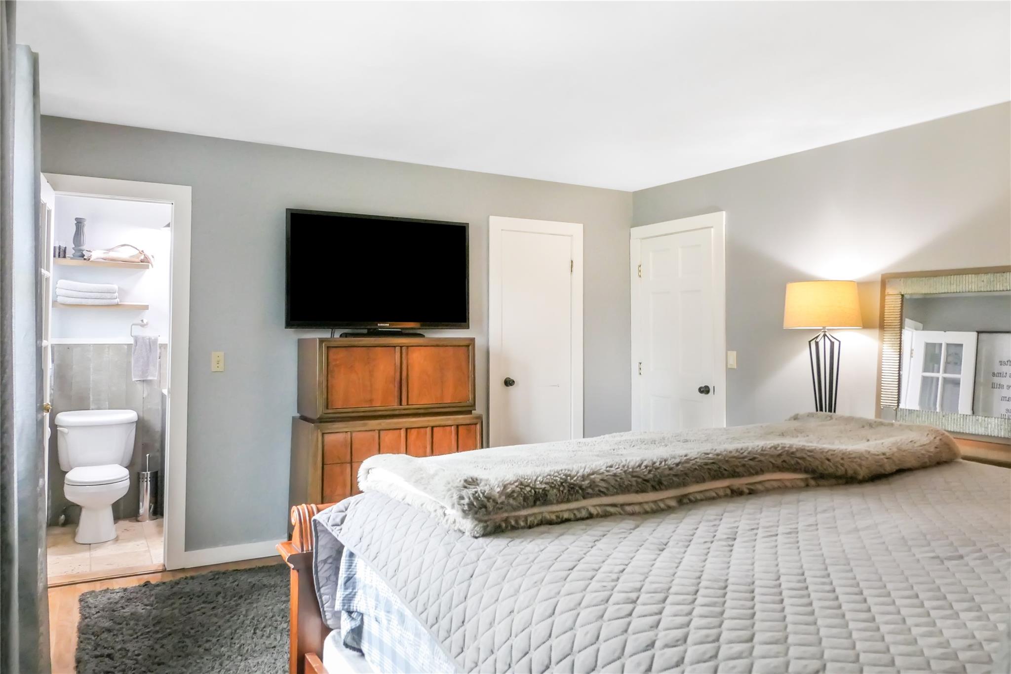 9 W Woodside Court, Patchogue, New York image 15