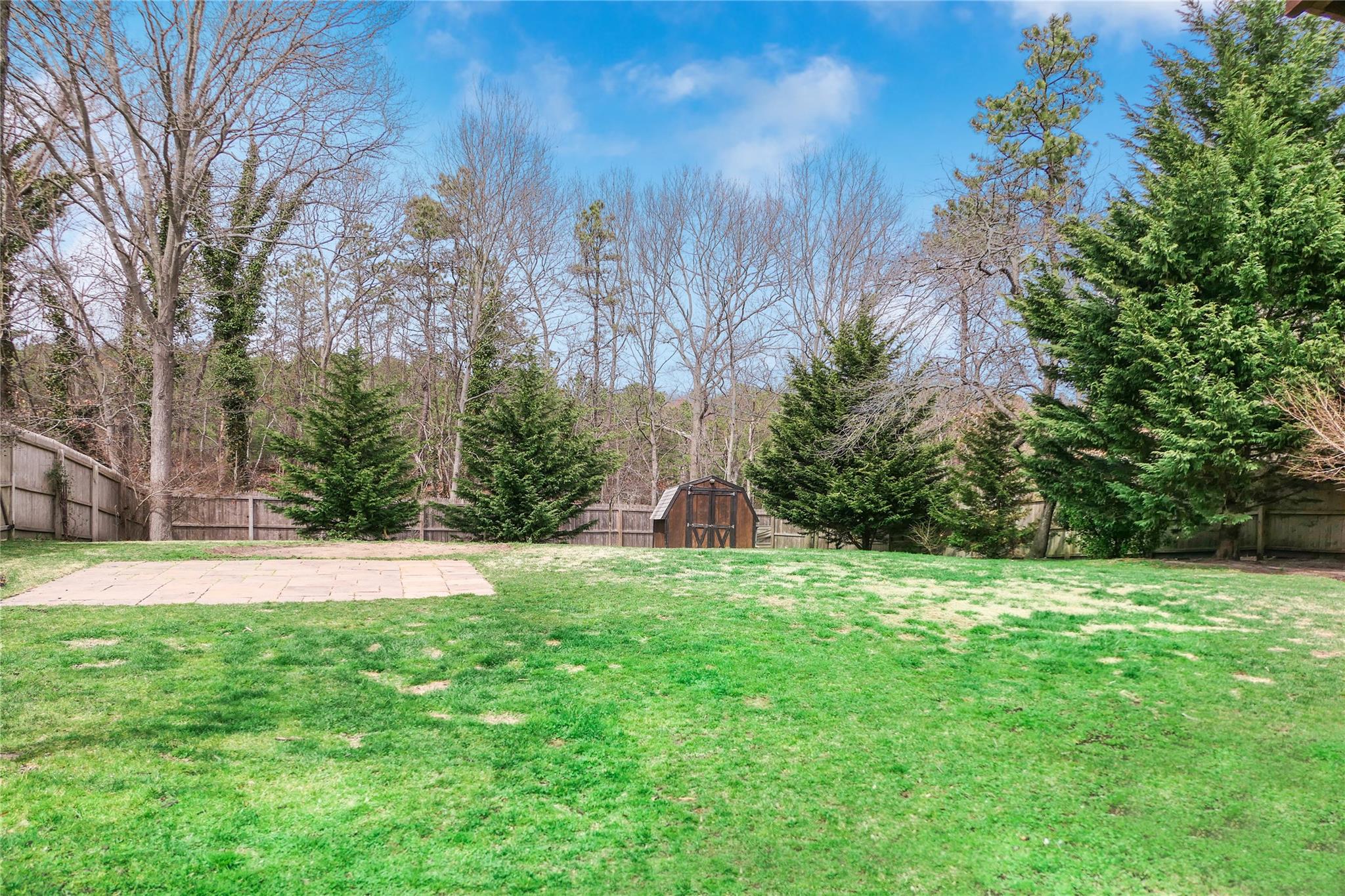 9 W Woodside Court, Patchogue, New York image 26