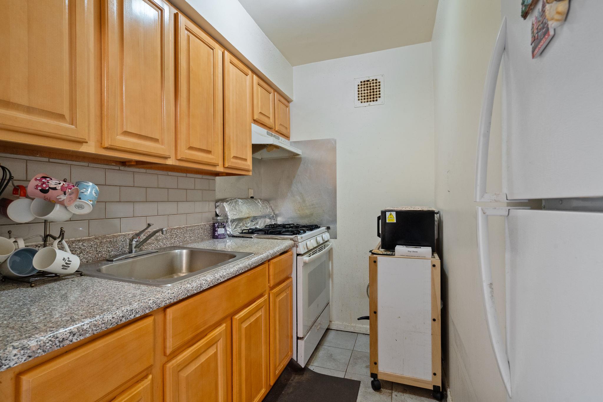 84-70 129th Street St #4W, Kew Gardens, New York image 5