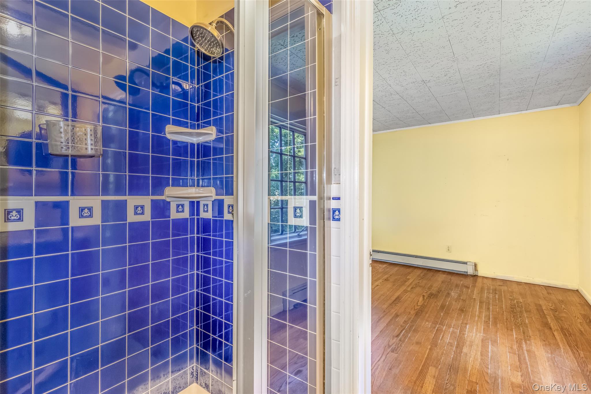 Ulster Park, New York 12487, United States, 3 Bedrooms Bedrooms, ,2 BathroomsBathrooms,Residential,Active,192327