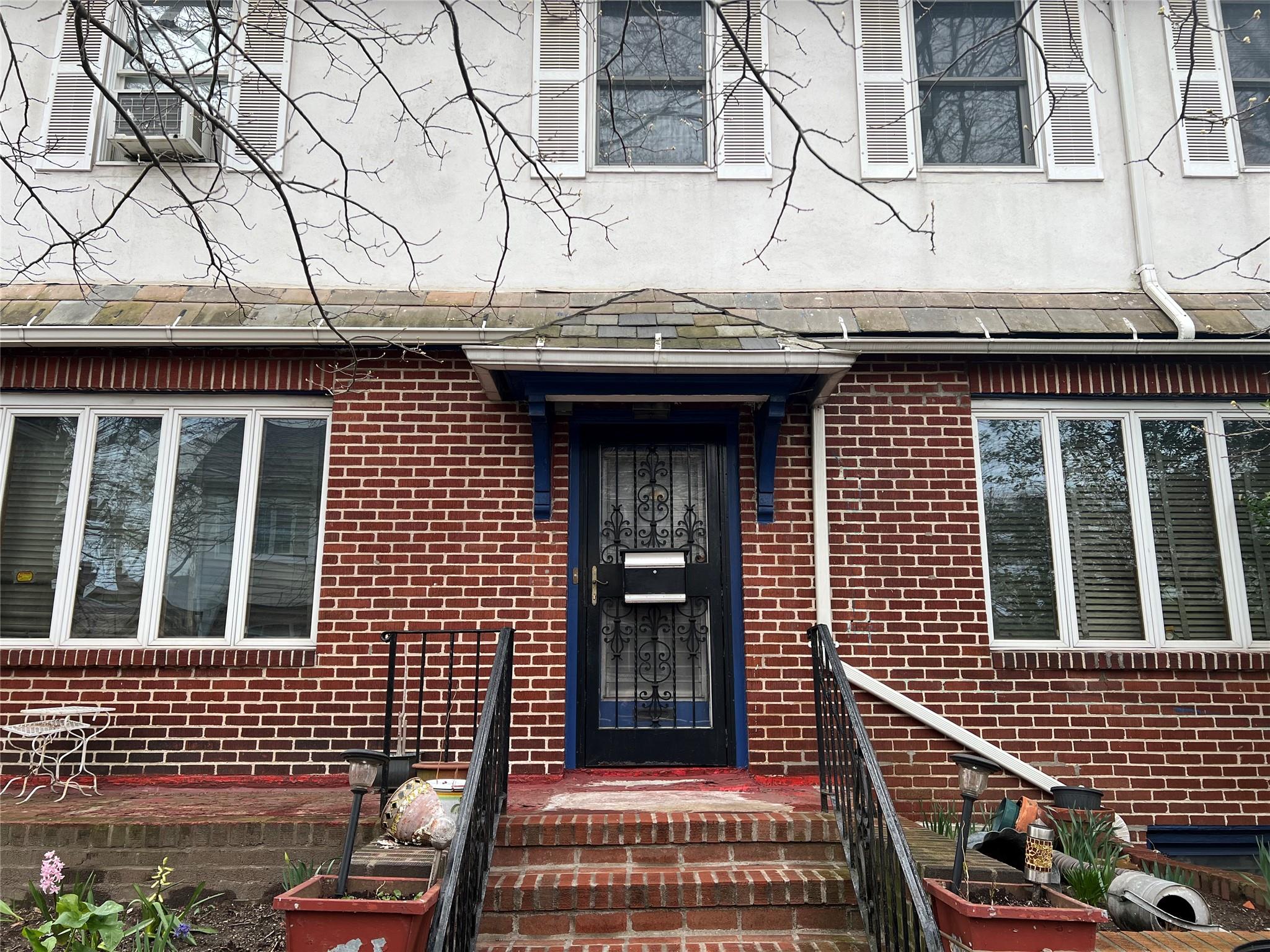 16016 N Riverside Drive