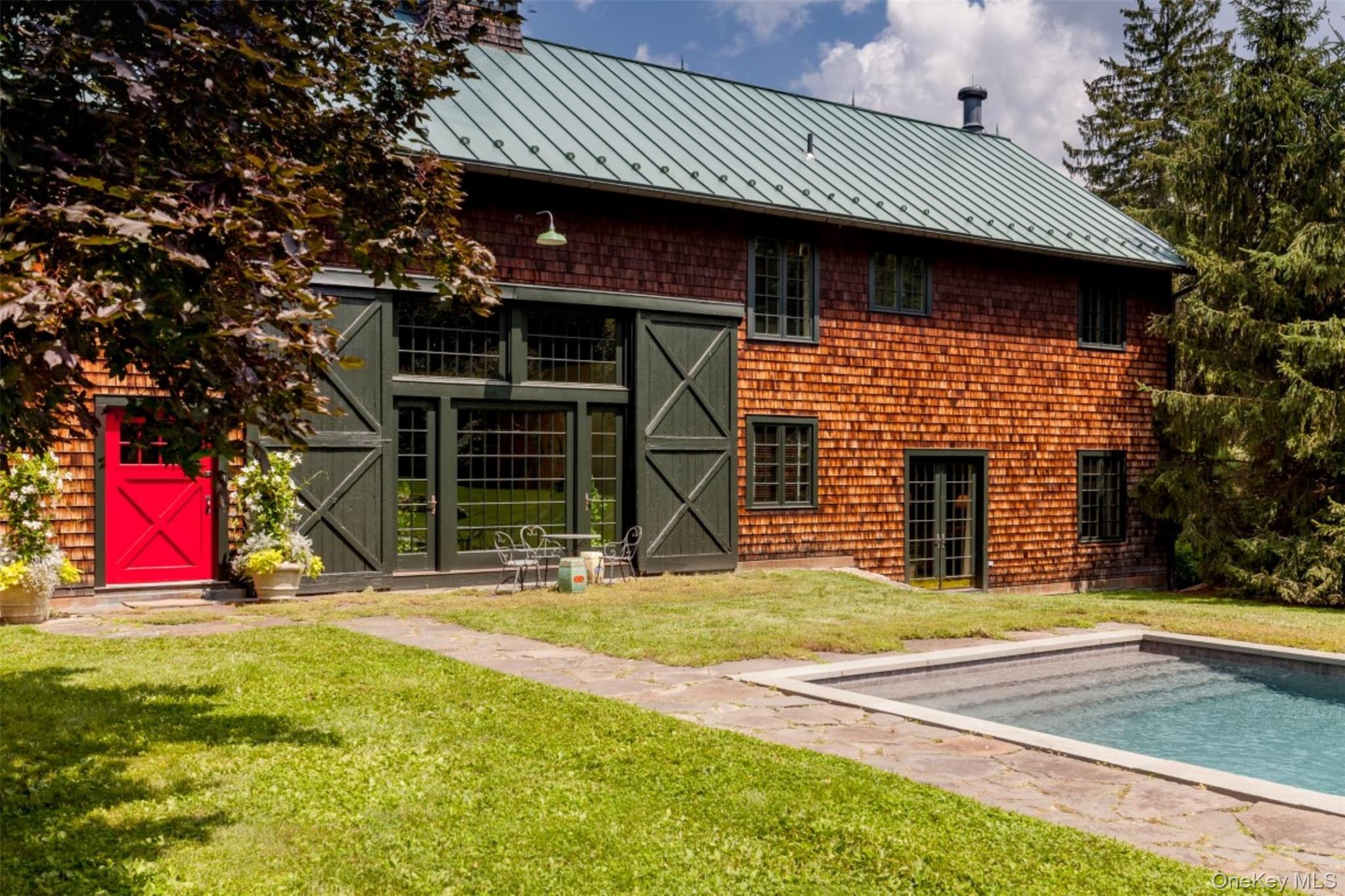 Millbrook, New York 12545, United States, 6 Bedrooms Bedrooms, ,6 BathroomsBathrooms,Residential,Active,239750