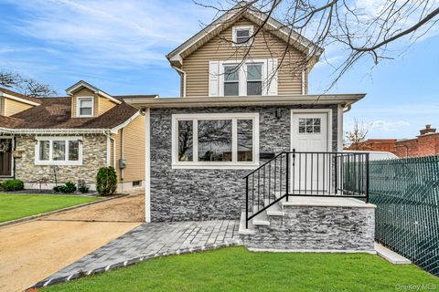 129 Sheridan Avenue Williston Park NY 11596