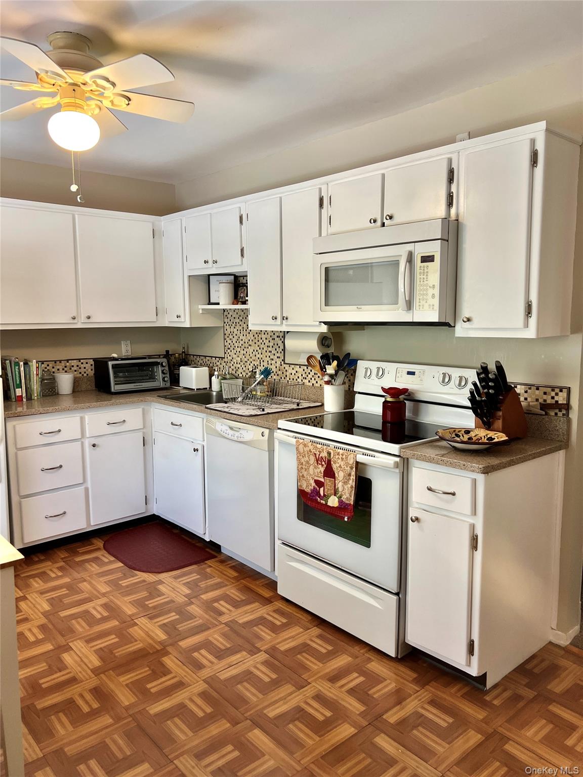 Peekskill, New York 10566, United States, 1 Bedroom Bedrooms, ,1 BathroomBathrooms,Residential,Active,210158