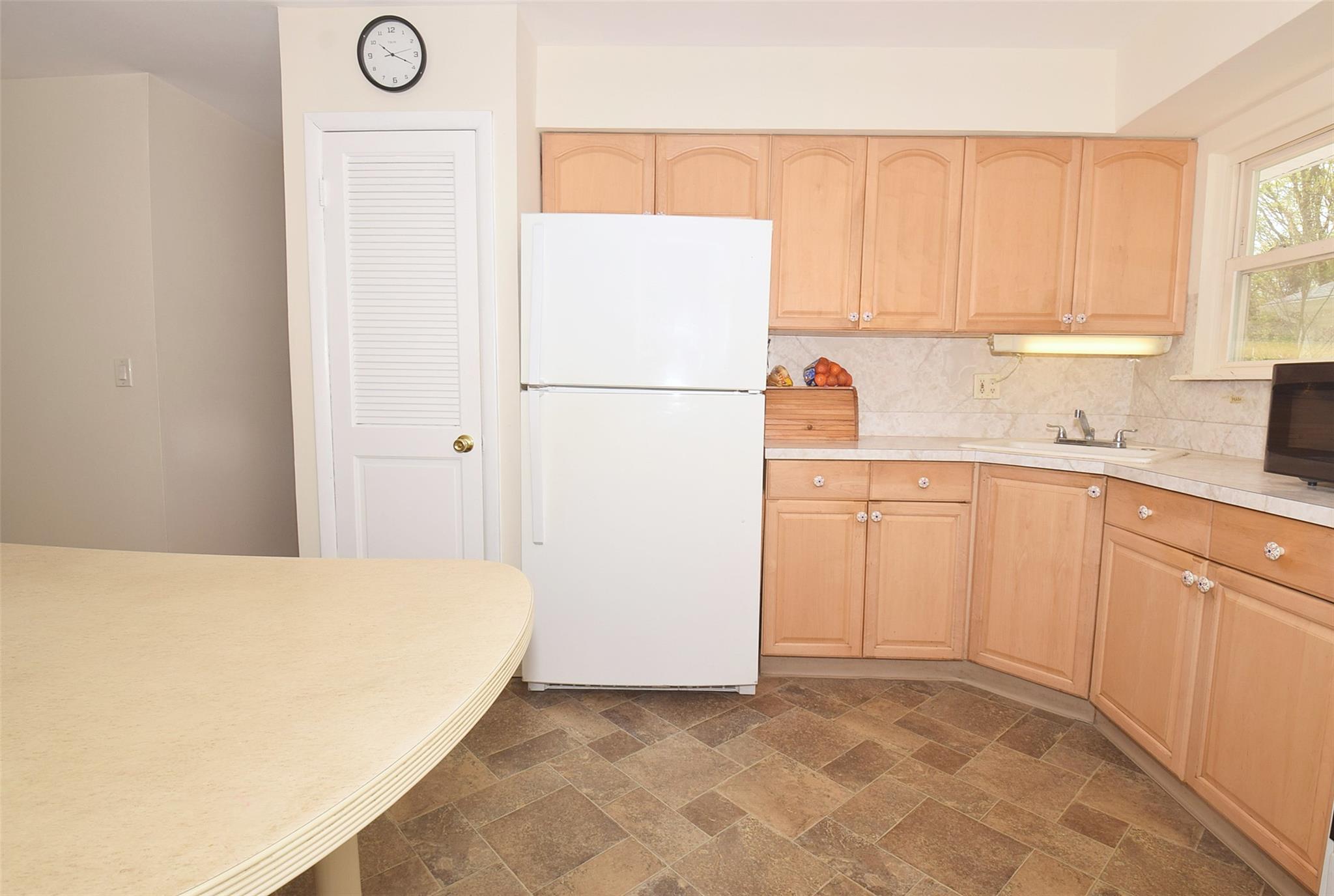 9 Claremont Drive, Mastic Beach, New York image 8