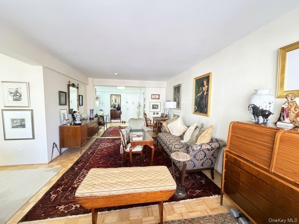 Photo of 16010 89th ave AVE #3B, Jamaica, NY 11432 (MLS # 1067617)